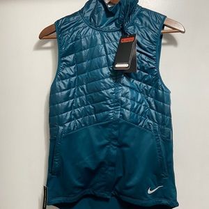 Nike vest